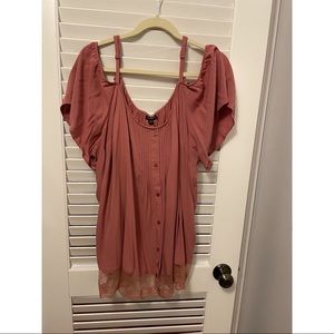 3X Torrid Cold Shoulder Top